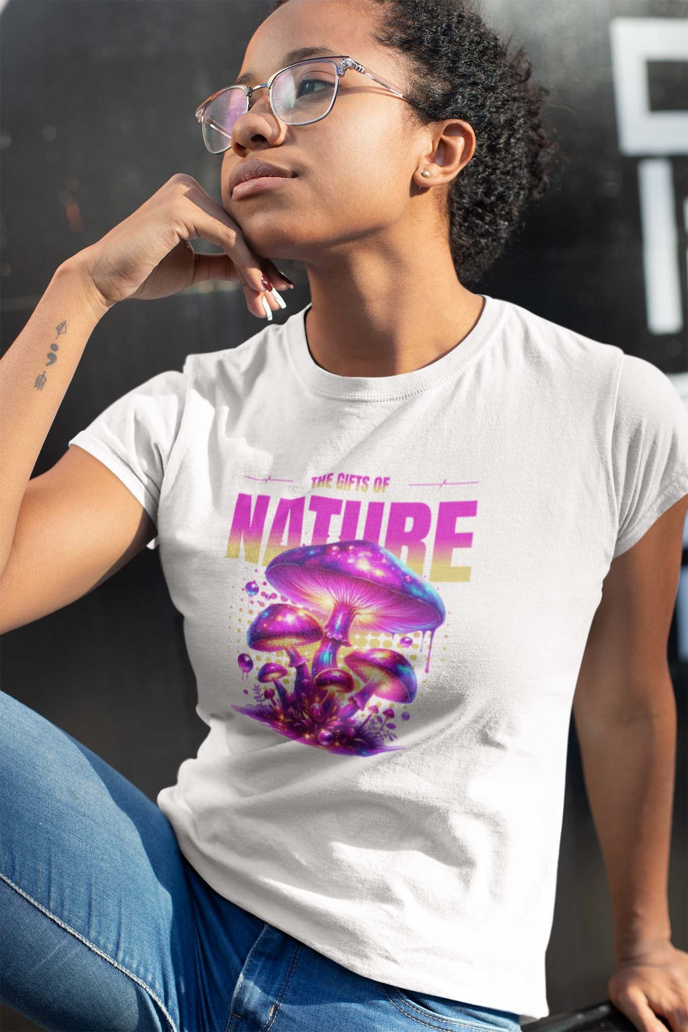 THE GIFTS OF NATURE NEON MUSHROOM - trippy statement shirt - unisex