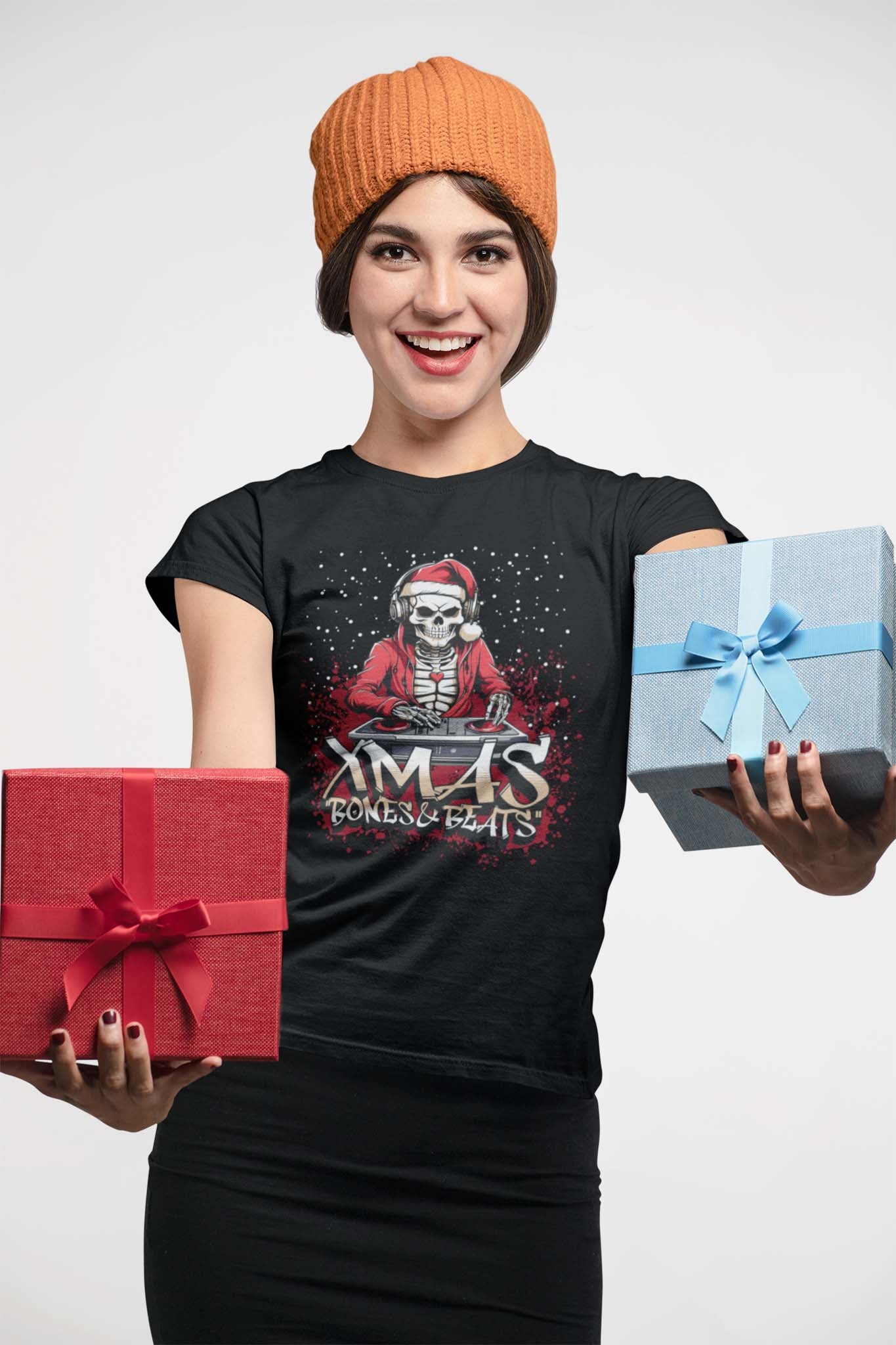 X-MAS BONES & BEATS - edgy christmas shirt - unisex